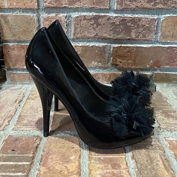 Saks Fifth Avenue Black Patent Leather Pom Pom Peep Toe Heels - Picture 2 of 6